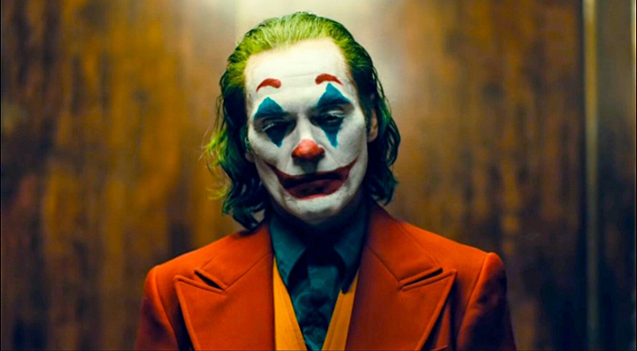 „Joker” se intoarce! Ce onorariu va primi Joaquin Phoenix pentru film „Joker” se intoarce! Ce onorariu va primi Joaquin Phoenix pentru film