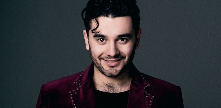 Valentin Uzun a fost omagiat! Vezi ce mesaj de felicitare a primit interpretul din partea fiicei sale, Amelia - FOTO Valentin Uzun a fost omagiat! Vezi ce mesaj de felicitare a primit interpretul din partea fiicei sale, Amelia - FOTO