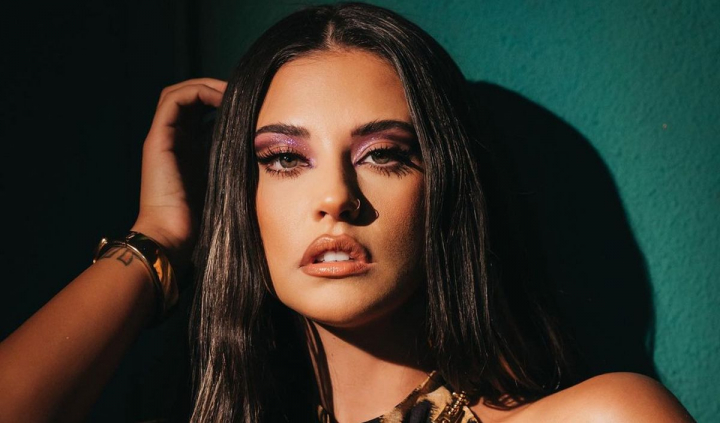 Antonia, dezvaluiri despre primii bani castigati inainte de a avea o cariera in muzica: „Alesesem drumul acesta pentru a ma putea intretine” Antonia, dezvaluiri despre primii bani castigati inainte de a avea o cariera in muzica: „Alesesem drumul acesta pentru a ma putea intretine”