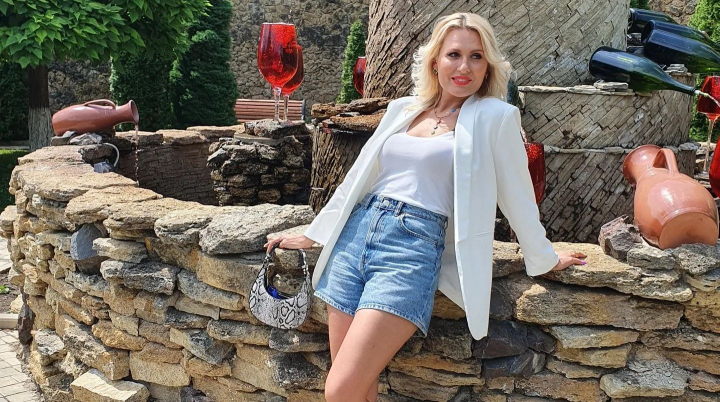 Viata este foarte imprevizibila! Vezi pe cine a intalnit Dianna Rotaru pe o plaja din Romania: „Ce surpriza mi-a facut...” - VIDEO