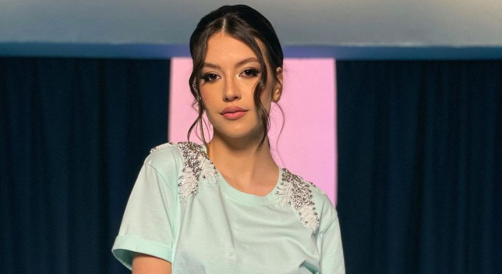 Lucrul pe care cu siguranta nu l-ai stiut despre Cleopatra Stratan! Interpeta vorbeste singura cu ea. Edward Sanda: „Eu cand am auzit-o prima data m-am speriat - VIDEO Lucrul pe care cu siguranta nu l-ai stiut despre Cleopatra Stratan! Interpeta vorbeste singura cu ea. Edward Sanda: „Eu cand am auzit-o prima data m-am speriat - VIDEO