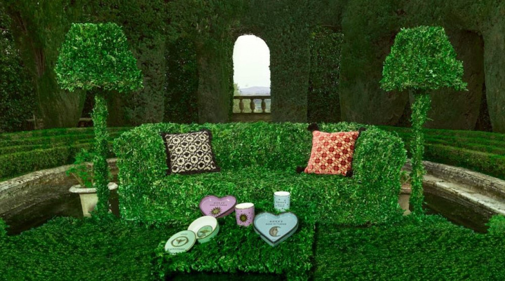 Gucci Decor a lansat o noua colectie de vesela si mobilier care a fost inspirata din natura. Vezi cat de elegant arata - FOTO Gucci Decor a lansat o noua colectie de vesela si mobilier care a fost inspirata din natura. Vezi cat de elegant arata - FOTO