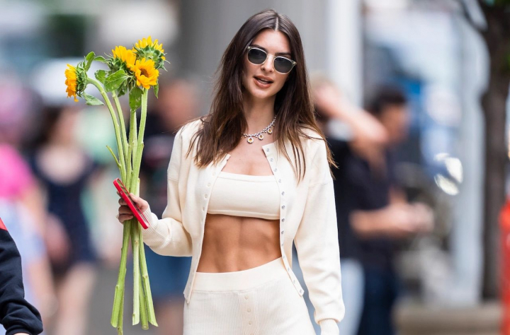 A rupt tacerea! Cum a comentat Emily Ratajkowski zvonurile ca fostul sau sot o insela A rupt tacerea! Cum a comentat Emily Ratajkowski zvonurile ca fostul sau sot o insela
