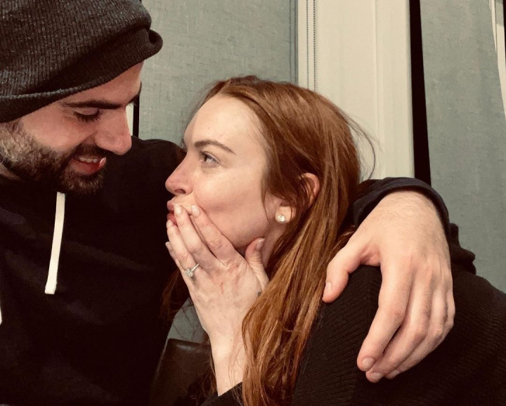 Lindsay Lohan si sotul sau, Bader Shammas, au aparut pentru prima data in public dupa nunta - FOTO Lindsay Lohan si sotul sau, Bader Shammas, au aparut pentru prima data in public dupa nunta - FOTO