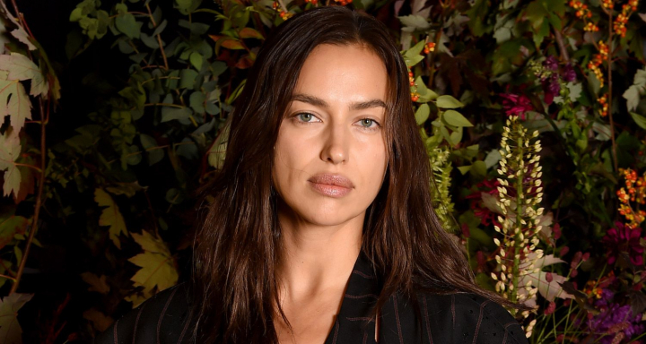 Toti o cunosc pe celebra Irina Shayk, dar cine stie cum arata sora si mama sa? Vezi cum au fost surprinse cele trei femei de catre paparazzi - FOTO Toti o cunosc pe celebra Irina Shayk, dar cine stie cum arata sora si mama sa? Vezi cum au fost surprinse cele trei femei de catre paparazzi - FOTO