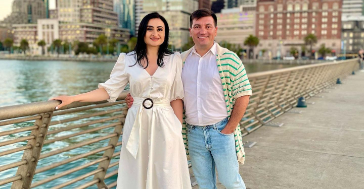 Costi Burlacu si Corina Tepes au sarbatorit nunta de cristal! Vezi cum aratau cei doi interpreti acum 15 ani: „Felicitari pentru cei mai frumosi miri” - FOTO Costi Burlacu si Corina Tepes au sarbatorit nunta de cristal! Vezi cum aratau cei doi interpreti acum 15 ani: „Felicitari pentru cei mai frumosi miri” - FOTO