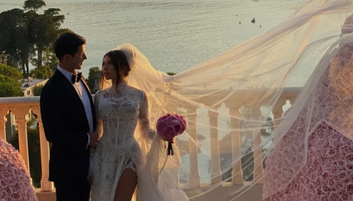 Marinela Bezer si Vlad Gatcan s-au casatorit! Vezi locatia selecta pentru care au optat, tinutele divine, dar si momentul de la nunta anului care iti va provoca lacrimile - FOTO/VIDEO Marinela Bezer si Vlad Gatcan s-au casatorit! Vezi locatia selecta pentru care au optat, tinutele divine, dar si momentul de la nunta anului care iti va provoca lacrimile - FOTO/VIDEO