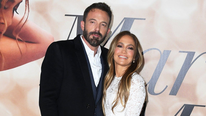 Jennifer Lopez se distreaza in Capri, Ben Affleck este din ce in ce mai abatut si slabit in SUA. Imagini ingrijoratoare cu actorul - FOTO Jennifer Lopez se distreaza in Capri, Ben Affleck este din ce in ce mai abatut si slabit in SUA. Imagini ingrijoratoare cu actorul - FOTO