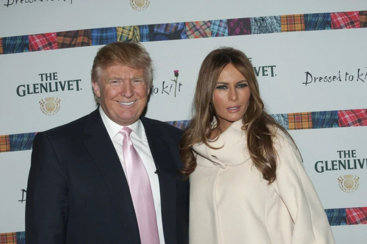 FBI a perchezitionat casa lui Donald Trump din Florida. Primele declaratii ale fostului presedinte FBI a perchezitionat casa lui Donald Trump din Florida. Primele declaratii ale fostului presedinte