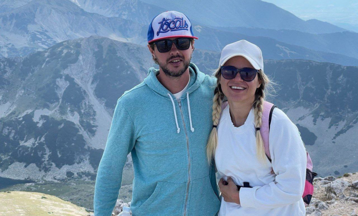 Vlada Mardari - experienta unica pe care a trait-o la inaltimea de aproape 3 mii de metri! Prezentatoarea PRO TV a urcat pe muntele Vihren, al doilea cel mai inalt varf din Bulgaria: „Cu siguranta am descoperit o noua pasiune!” - VIDEO Vlada Mardari - experienta unica pe care a trait-o la inaltimea de aproape 3 mii de metri! Prezentatoarea PRO TV a urcat pe muntele Vihren, al doilea cel mai inalt varf din Bulgaria: „Cu siguranta am descoperit o noua pasiune!” - VIDEO