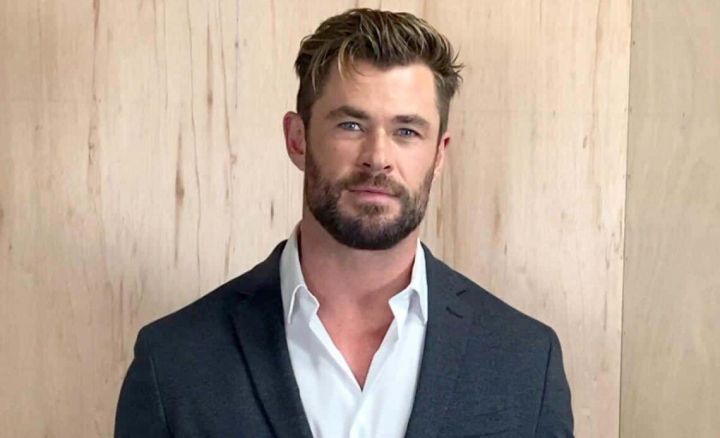 Chris Hemsworth a implinit 39 de ani! Vezi ce imagini din copilaria sa a publicat actorul in mediul online - FOTO