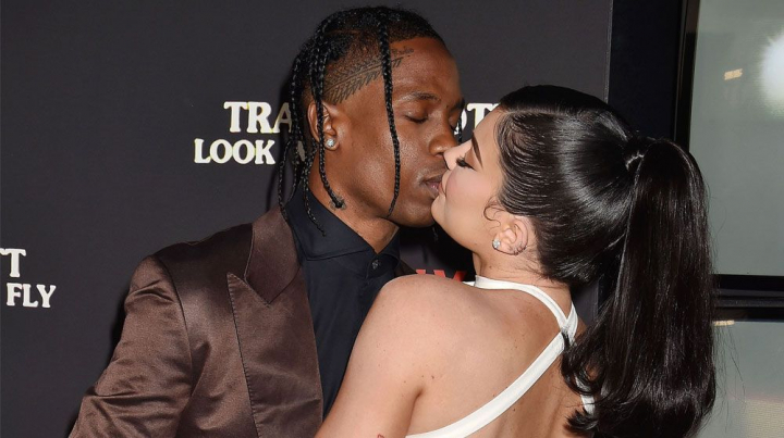 Cat de romantic! Vezi cum a surprins-o Travis Scott pe Kylie Jenner de ziua ei de nastere - VIDEO