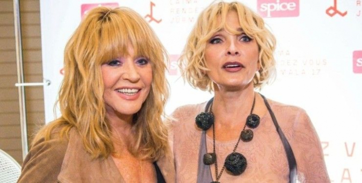 Alla Pugacheva a fost surprinsa in compania Laimei Vaikule la Riga. Internautii sunt ingrijorati de faptul ca Primadonna a slabit foarte mult - FOTO Alla Pugacheva a fost surprinsa in compania Laimei Vaikule la Riga. Internautii sunt ingrijorati de faptul ca Primadonna a slabit foarte mult - FOTO