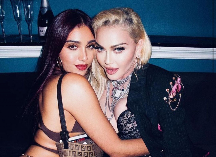 Fiica Madonnei, Lourdes Maria Ciccone-Leon, a lansat prima sa piesa - VIDEO Fiica Madonnei, Lourdes Maria Ciccone-Leon, a lansat prima sa piesa - VIDEO