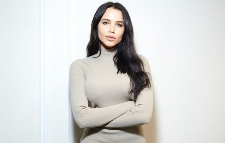 Anastasia Reshetova - fara machiaj si filtre! Vedeta nu se sfieste sa apara in public complet naturala: „Arat ca o persoana normala” - FOTO