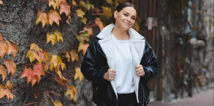 Fiica Cristinei Scarlat a implinit 14 ani! Vezi cat de mult seamana Sofia cu mama sa: „Binecuvantarea mea! La multi ani fericiti si minunati!” - FOTO Fiica Cristinei Scarlat a implinit 14 ani! Vezi cat de mult seamana Sofia cu mama sa: „Binecuvantarea mea! La multi ani fericiti si minunati!” - FOTO