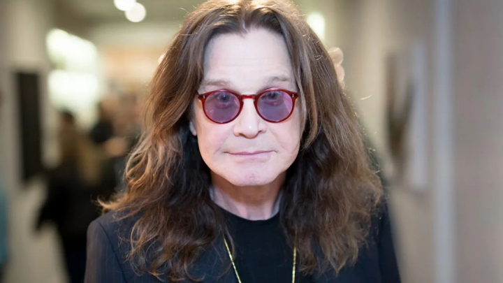 Ozzy Osbourne sufera de Parkinson! Cum se descurca artistul cu aceasta boala Ozzy Osbourne sufera de Parkinson! Cum se descurca artistul cu aceasta boala