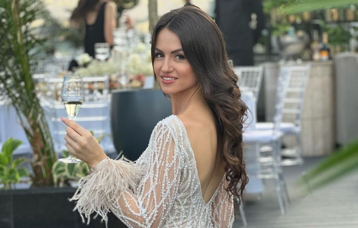 Dimineata ei nu incepe cu o cafea! Ella Chistol a trait o experienta de neuitat si a zburat cu un balon cu aer cald: „Mi-a placut experienta” - VIDEO Dimineata ei nu incepe cu o cafea! Ella Chistol a trait o experienta de neuitat si a zburat cu un balon cu aer cald: „Mi-a placut experienta” - VIDEO