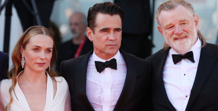Cele mai lungi aplauze de la Venetia. „The Banshees of Inisherin”, ovatii timp de 13 minute. Gestul lui Colin Farrell care a cucerit definitiv publicul - FOTO/VIDEO Cele mai lungi aplauze de la Venetia. „The Banshees of Inisherin”, ovatii timp de 13 minute. Gestul lui Colin Farrell care a cucerit definitiv publicul - FOTO/VIDEO