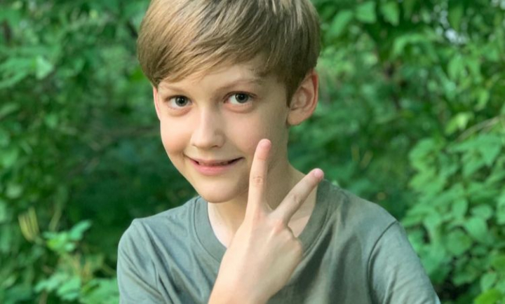 Este un geniu si sustine ca notele sunt importante! Afla cum se pregateste tanarul Nathan Dorul pentru scoala si de ce a decis sa invete limba chineza - VIDEO Este un geniu si sustine ca notele sunt importante! Afla cum se pregateste tanarul Nathan Dorul pentru scoala si de ce a decis sa invete limba chineza - VIDEO