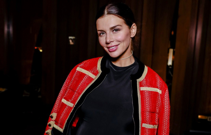 Anna Sedokova - silueta de invidiat! Interpreta a dezvaluit secretul cum a invatat sa manance mai putin Anna Sedokova - silueta de invidiat! Interpreta a dezvaluit secretul cum a invatat sa manance mai putin