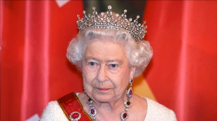 Viata fascinanta a reginei Elisabeta a II-a, in imagini. De la rolul in cel de-Al Doilea Razboi Mondial, la Jubileul de platina Viata fascinanta a reginei Elisabeta a II-a, in imagini. De la rolul in cel de-Al Doilea Razboi Mondial, la Jubileul de platina