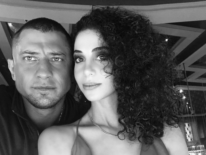 Sotia lui Pavel Priluchnii - declaratii despre viata de familie. Afla cati copii isi doreste actrita Sotia lui Pavel Priluchnii - declaratii despre viata de familie. Afla cati copii isi doreste actrita