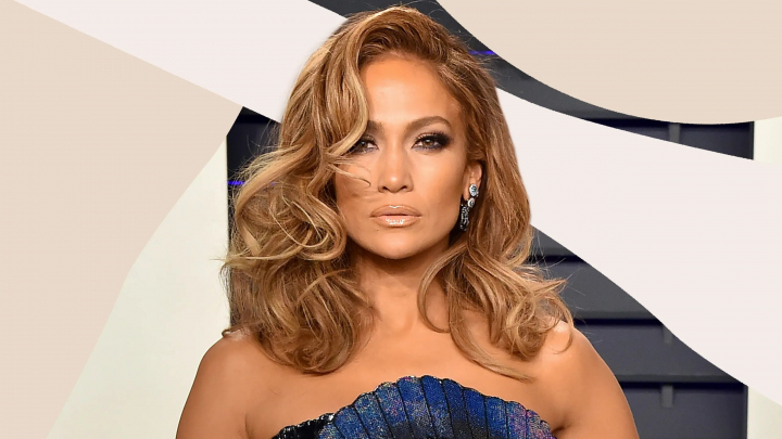 Jennifer Lopez - indragostita de stilul retro! Ce tinuta deosebita a purtat vedeta pentru o iesire in oras cu fiica sa vitrega - FOTO Jennifer Lopez - indragostita de stilul retro! Ce tinuta deosebita a purtat vedeta pentru o iesire in oras cu fiica sa vitrega - FOTO