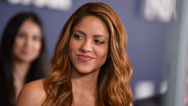 Shakira se concentreaza pe cariera dupa despartirea de Gerard Pique. Artista, fabuloasa intr-o tinuta colorata la filmarile unui clip - FOTO Shakira se concentreaza pe cariera dupa despartirea de Gerard Pique. Artista, fabuloasa intr-o tinuta colorata la filmarile unui clip - FOTO