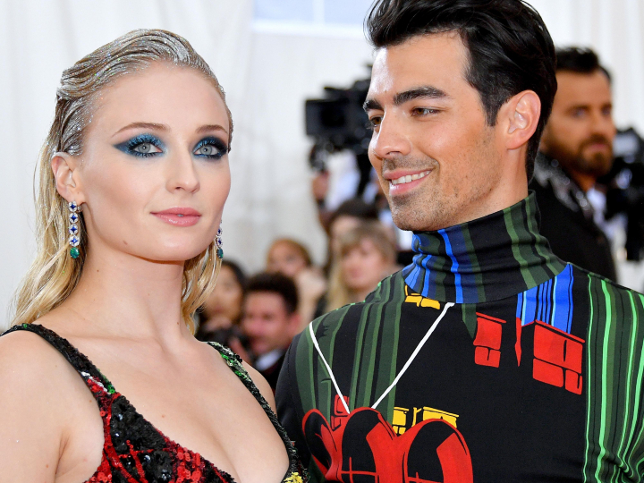 Sophie Turner si Joe Jonas - prima aparitie publica dupa ce au devenit parinti pentru a doua oara. Vezi cat de bine arata actrita - FOTO