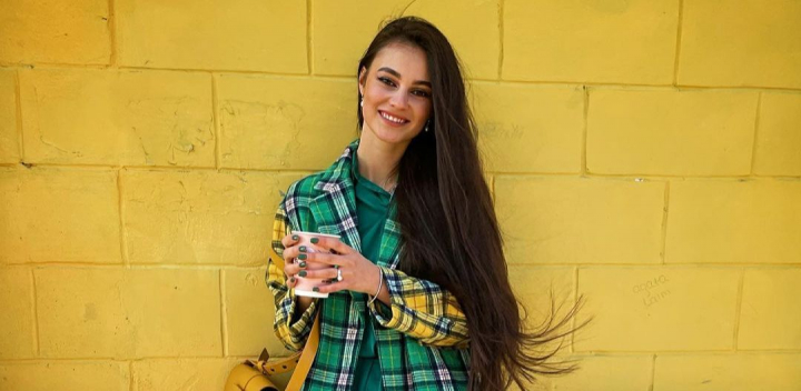 Dupa ce a finalizat liceul acum 3 ani, Nina Cretu este studenta! Ce spune modelul dupa cateva saptamani la Facultatea de Biologie: „Trebuie sa revenim cu picioarele pe pamant” - FOTO