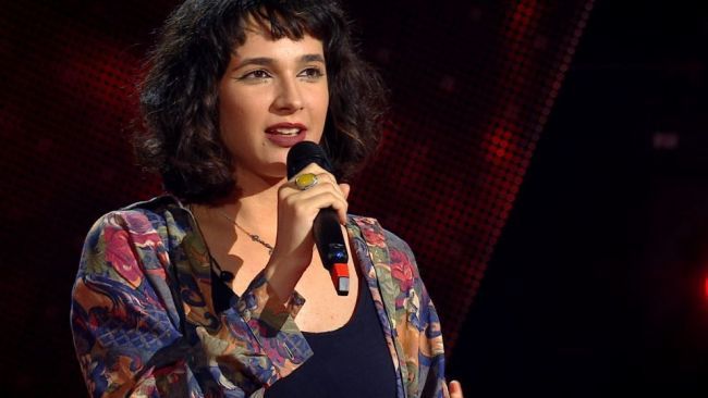 „Te conving cu muzica, te rog nu ma lasa asa!” A reusit oare Tudor Chirila sa o aduca pe Ruxandra Istrate in echipa lui la Vocea Romaniei 2022 - VIDEO