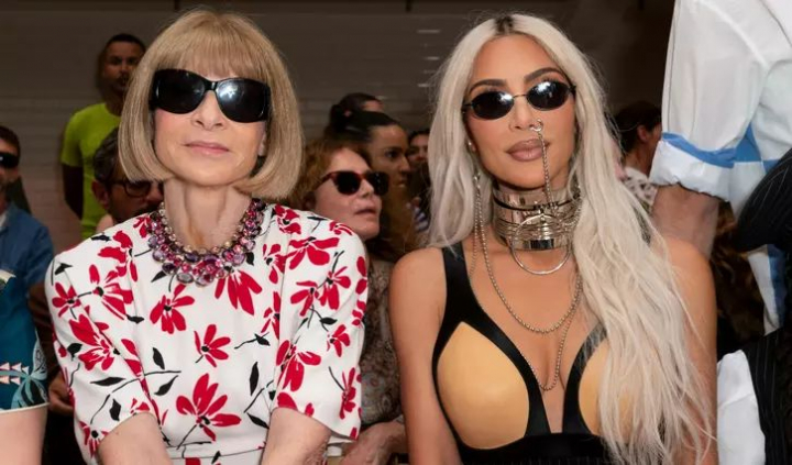 Kim Kardashian si Anna Wintour, moment stanjenitor la Saptamana Modei de la New York - VIDEO Kim Kardashian si Anna Wintour, moment stanjenitor la Saptamana Modei de la New York - VIDEO