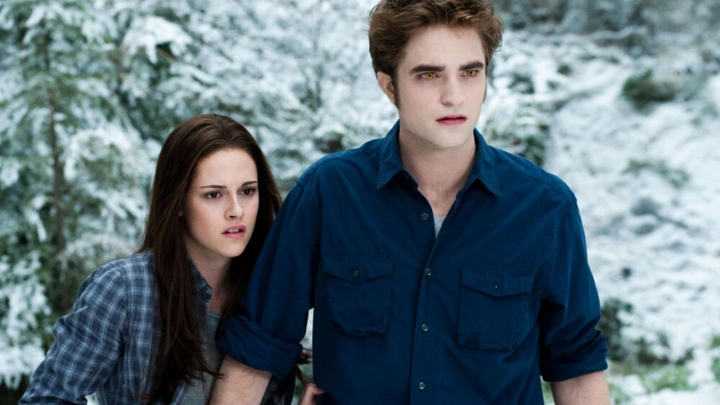 Cum vor arata personajele principale din seria de filme „The Twilight Saga” peste 30 de ani! Cu ajutorul inteligentei artificiale ii poti vedea pe actori cu riduri si par carunt - FOTO Cum vor arata personajele principale din seria de filme „The Twilight Saga” peste 30 de ani! Cu ajutorul inteligentei artificiale ii poti vedea pe actori cu riduri si par carunt - FOTO