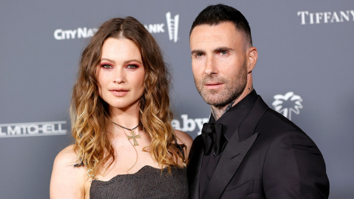 Cum a reactionat sotia lui Adam Levine, la vestea ca acesta ar fi inselat-o cu un model de 23 de ani: „Ea este foarte suparata pe el”