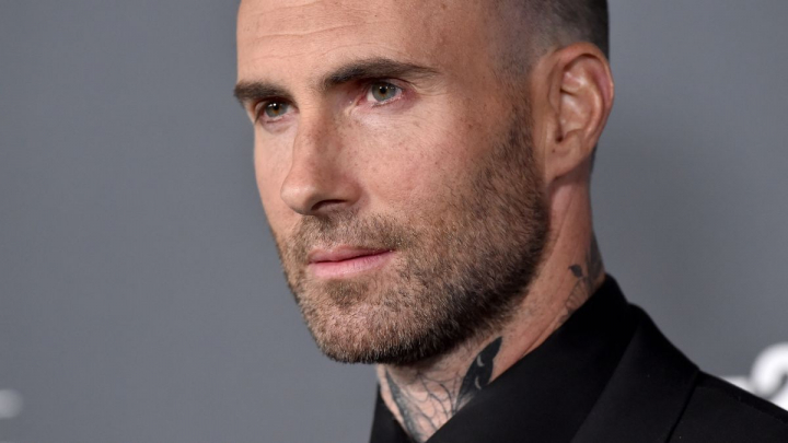 Dupa ce a devenit cunoscut ca a inselat-o pe sotia sa, povestea continua! Adam Levine, invinuit de alte 4 femei ca ar fi flirtat cu ele - FOTO Dupa ce a devenit cunoscut ca a inselat-o pe sotia sa, povestea continua! Adam Levine, invinuit de alte 4 femei ca ar fi flirtat cu ele - FOTO