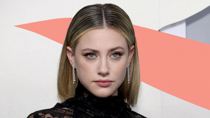 Verde menta - una dintre cele mai populare culori ale sezonului! Actrita Lili Reinhart iti arata cum poti purta aceasta culoare pentru a obtine un look perfect - FOTO