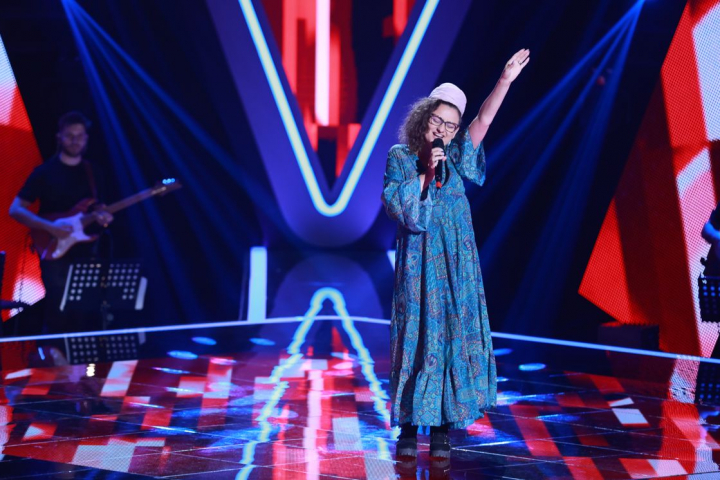 „A venit uraganul”! Andra Botez a zguduit scena de la Vocea Romaniei cu interpretarea piesei „Spain” - VIDEO „A venit uraganul”! Andra Botez a zguduit scena de la Vocea Romaniei cu interpretarea piesei „Spain” - VIDEO