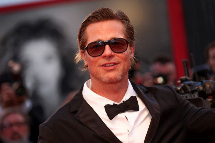 Escapada vedetelor! Brad Pitt se intalneste cu Emily Ratajkowski in secret