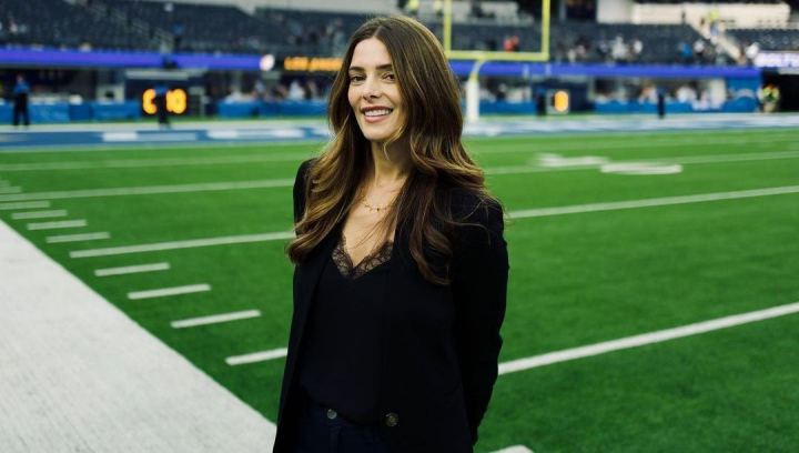 Vedeta din „Twilight”, Ashley Greene si-a demonstrat silueta la aproape o saptamana de la nastere. Vezi cat de bine arata actrita - FOTO