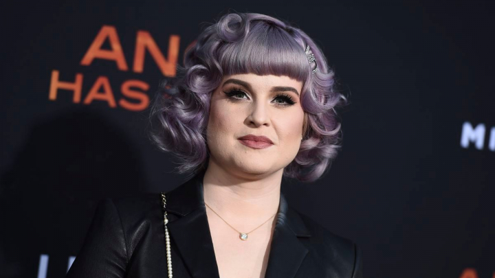 Kelly Osbourne, viitoare mamica, a hotarat sa nu isi alapteze bebelusul: “Am ales sa imi continui tratamentul medical” Kelly Osbourne, viitoare mamica, a hotarat sa nu isi alapteze bebelusul: “Am ales sa imi continui tratamentul medical”
