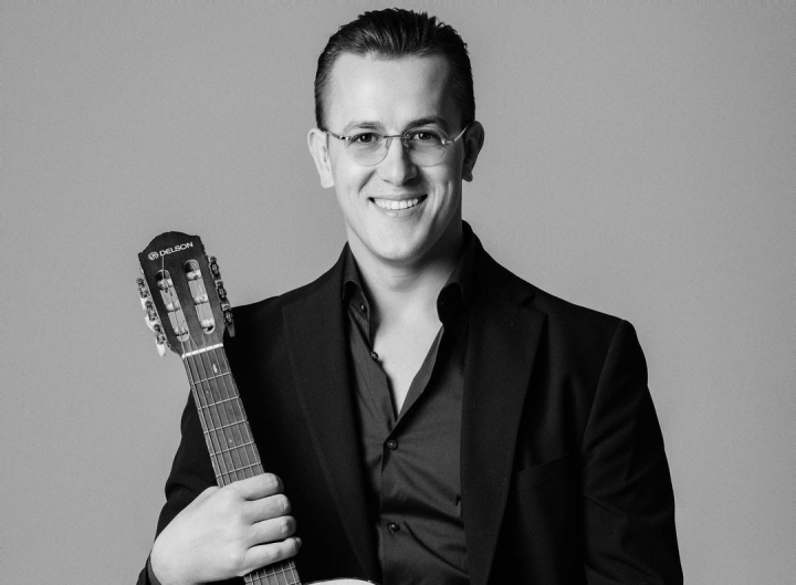 Iti topeste inima! Patrick Hanganu a publicat un video induiosator cu fiul lui - VIDEO