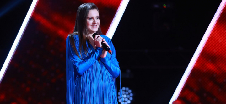 Moldoveanca Valeria Condrea a intors toate scaunele, la Vocea Romaniei! Piesa incredibila pe care a interpretat-o: „Ai tot ca sa castigi un concurs cum este Vocea Romaniei” - VIDEO Moldoveanca Valeria Condrea a intors toate scaunele, la Vocea Romaniei! Piesa incredibila pe care a interpretat-o: „Ai tot ca sa castigi un concurs cum este Vocea Romaniei” - VIDEO