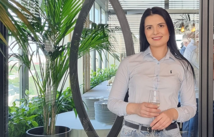 Fabrica „Nani” implineste 22 de ani de activitate! Afla de la Veronica Storoj care este cheia succesului intr-o afacere: „A pornit totul de la o sectie mica de producere, de la 70 de metri patrati” - VIDEO