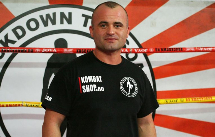 Cel mai asteptat eveniment sportiv al momentului, la Chisinau! Ce detalii a oferit antrenorul de kickboxing, Alin Falcusan: „Aducem la Chisinau un luptator care cred eu ca este foarte interesant, este vorba despre cel mai inalt luptator din Europa” - VIDEO Cel mai asteptat eveniment sportiv al momentului, la Chisinau! Ce detalii a oferit antrenorul de kickboxing, Alin Falcusan: „Aducem la Chisinau un luptator care cred eu ca este foarte interesant, este vorba despre cel mai inalt luptator din Europa” - VIDEO