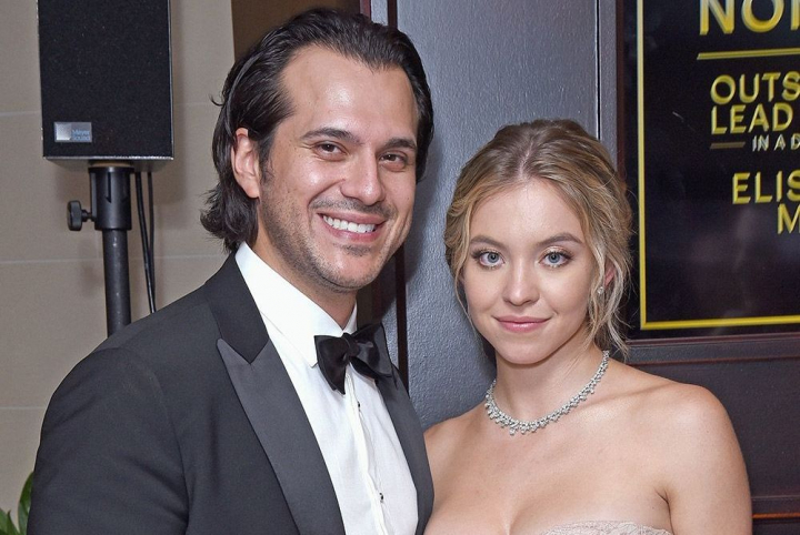 Vedeta din serialul „Euphoria”, Sydney Sweeney a aparut, pentru prima data in public, alaturi de logodnicul ei - VIDEO