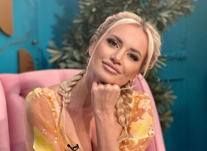 Anisoara Loghin a dezvaluit sexul copilului pe care il asteapta! Afla daca e baietel sau fetita: „Am avut asa multe emotii, am inceput sa plang” - VIDEO