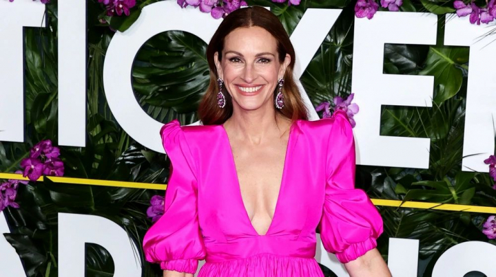 Julia Roberts s-a iubit cu Matthew Perry. Cine a pus capat relatiei