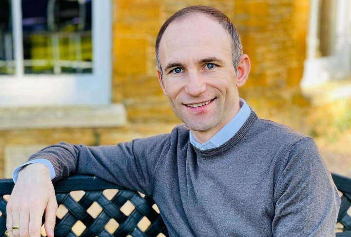 In ce relatie este Ion Paladi cu Adriana Ochisanu? Interpretul de muzica populara a facut dezvaluiri sincere despre nasa sa - VIDEO