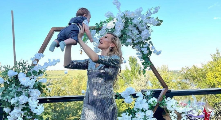 Prima vacanta in 5! Cel mai mic copil al Tatianei Heghea a zburat cu avionul pentru prima data in viata sa. Vezi cum a fost experienta - FOTO Prima vacanta in 5! Cel mai mic copil al Tatianei Heghea a zburat cu avionul pentru prima data in viata sa. Vezi cum a fost experienta - FOTO